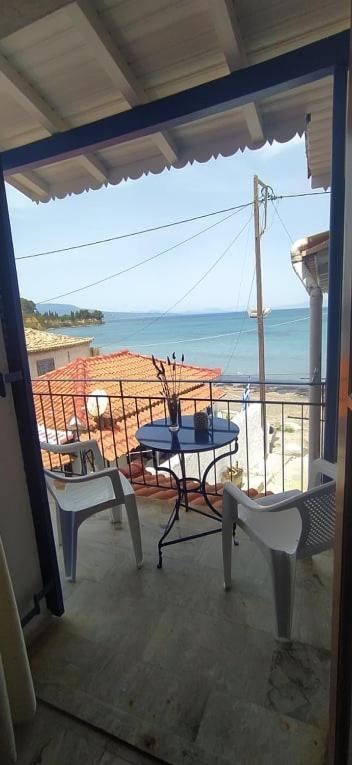 Artaki Beach Comfy Apartment Koróni المظهر الخارجي الصورة